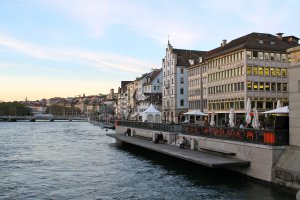 Photo taken at Rathausbrücke 1, 8001 Zürich, Switzerland with Canon EOS 1100D