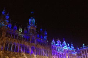 Photo taken at Grand Place, Grand Place 4, 1000 Ville de Bruxelles, Belgium with Apple iPhone 4S