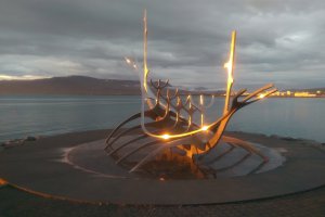 Photo taken at Sculpture & Shore Walk, Reykjavík, Iceland with HTC One_M8