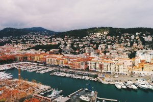 Photo taken at 1 Promenade des Anglais, 06000 Nice, France with LGE Nexus 5