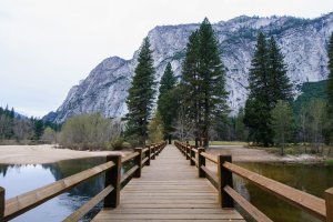 Photo taken at Hiking Trail, Yosemite Valley, CA 95389, USA with NIKON D300