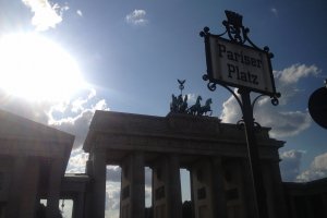 Photo taken at Pariser Platz 1, 10117 Berlin, Germany with Apple iPhone 4S