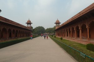 Photo taken at Taj East Gate Rd, Paktola, Tajganj, Agra, Uttar Pradesh 282006, India with Panasonic DMC-TZ10