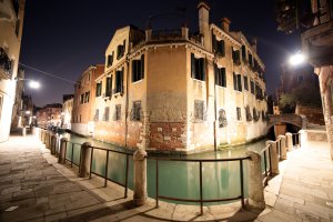 Photo taken at Fondamenta Zorzi, 378, 30100 Venezia, Italy with Canon EOS 6D