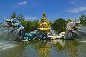 Photo taken at Soi Mu Ban Bng Pu Villa 2, Tambon Thai Ban Mai, Amphoe Mueang Samut Prakan, Chang Wat Samut Prakan 10280, Thailand with SONY SLT-A77V