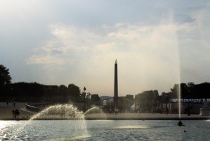 Photo taken at 10 Place de la Concorde, 75008 Paris, France with Canon PowerShot A70