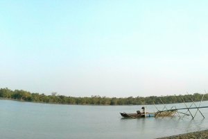 Photo taken at Satkhira - Kalaroa Rd, Bangladesh with LGE Nexus 4