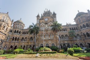 Photo taken at Municipal Corporation Building, Dhobi Talao, Chhatrapati Shivaji Terminus Area, Fort, Mumbai, Maharashtra 400001 with Canon EOS 6D