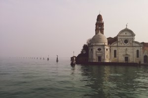 Photo taken at Fondamenta Serenella, 2, 30141 Venezia, Italy with LGE Nexus 5