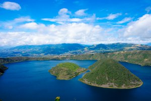 Photo taken at Laguna Cuicocha - Quiroga - Cuicocha, Ecuador with Panasonic DMC-GH2