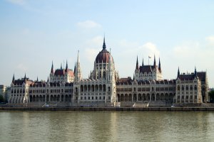 Photo taken at Budapest, Széchenyi Lánchíd, 1013 Hungary with NIKON D40X