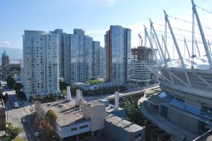 Photo taken at 733 Beatty Street, Vancouver, BC V6B 2M4, Canada with NIKON D60