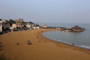 Photo taken at 11 Victoria Parade, Broadstairs, Kent CT10 1QS, UK with Canon EOS 6D