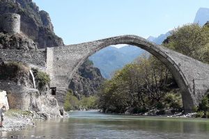 Κόνιτσα, Konitsa Municipality, Ioannina Regional Unit, Epirus, Epirus and Western Macedonia, 441 00, Greece