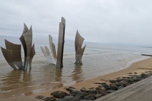 Monument Signal - Omaha Beach, Rue Bernard Anquetil, Les Moulins, Saint-Laurent-sur-Mer, Bayeux, Calvados, Normandy, Metropolitan France, 14710, France