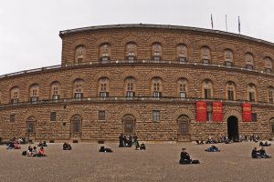 Piazza de Pitti, 1, 50125 Firenze, Italy