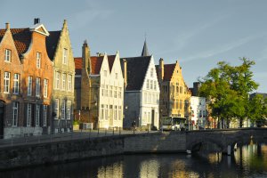 Photo taken at Verversdijk 12-14, 8000 Brugge, Belgium with NIKON D3S