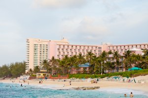 Photo taken at Casino Drive, Nassau, The Bahamas with Canon EOS 5D Mark II