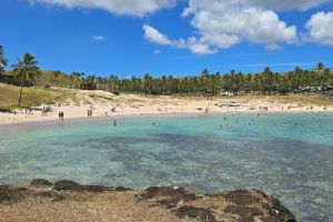 Photo taken at Anakena - Ovahe Trail, Easter Island, Easter Island Province, Valparaiso Region, Chile with Samsung Galaxy S24 Ultra