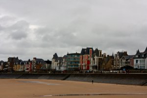 Photo taken at 3 Rue de la Blatrerie, 35400 Saint-Malo, France with Canon EOS DIGITAL REBEL XS