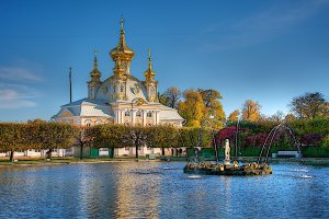 Photo taken at Pravlenskaya ulitsa, 11, Petergof, gorod Sankt-Peterburg, Russia, 198510 with NIKON D300