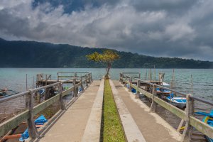 Photo taken at Jalan Raya Candi Kuning-Bedugul, Baturiti, Kabupaten Tabanan, Bali 82191, Indonesia with Canon EOS 6D