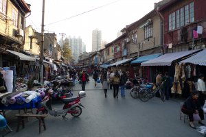 Photo taken at 18 Tian Deng Nong, Huangpu Qu, Shanghai Shi, China, 200010 with Panasonic DMC-LX3