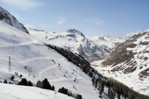 Photo taken at Vanoise National Park, D902, 73150 Val-d'Isère, France with NIKON COOLPIX P7000