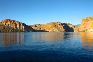 Photo taken at Apache Trail, Roosevelt, AZ 85545, USA with Canon EOS DIGITAL REBEL XSi