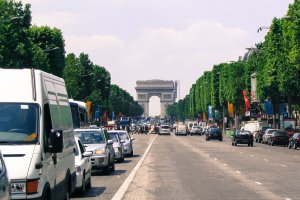 Photo taken at 109 Avenue des Champs-Élysées, 75008 Paris, France with Canon PowerShot A70