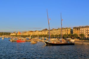 Photo taken at Quai Gustave-Ador 3, 1207 Genève, Switzerland with Canon EOS 1100D