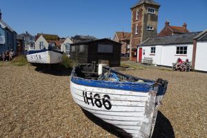 Photo taken at Old Coastguard Lookout, Crag Path, Aldeburgh, East Suffolk, Suffolk, East of England, England, IP15 5DS, United Kingdom with SONY DSC-HX90V