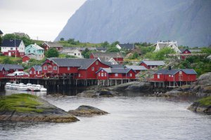 Photo taken at E10 80, 8392 Sørvågen, Norway with SONY SLT-A77V