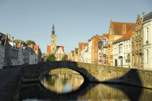 Photo taken at Spinolarei 14-20, 8000 Brugge, Belgium with NIKON D3S