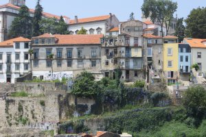 Escadas Codeçal 36, 4000 Porto, Portugal