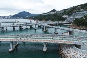 Photo taken at Tseung Lam Highway, Tseung Kwan O South, Tiu Keng Leng, Tseung Kwan O, Sai Kung District, New Territories, Hong Kong, China with DJI FC6310R