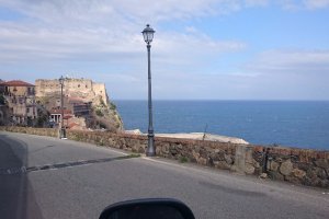 Photo taken at Via de Nava, 2, 89058 Scilla RC, Italy with Sony E6553