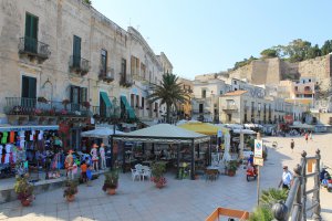 Photo taken at Piazza di Marina Corta, 98050 Lipari ME, Italy with Canon EOS 1100D