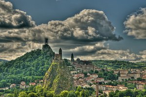 Photo taken at 2-8 Montade de la Boriette, 43000 Aiguilhe, France with NIKON D300