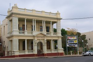 Photo taken at 1-7 Gill Street, Lissner QLD 4820, Australia with NIKON D300