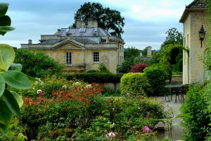 Photo taken at Cotswold Way, Painswick, Stroud, Gloucestershire GL6 6TH, UK with Panasonic DMC-TZ10