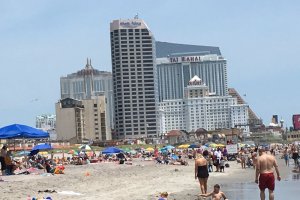 Photo taken at 1 Atlantic Ave, Atlantic City, NJ 08401, USA with Apple iPhone 6s