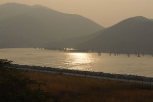 Photo taken at Sunny Bay Station, Lantau Island, Hong Kong with NIKON D200