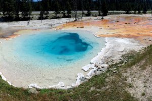 Photo taken at Yellowstone National Park, Fountain Paint Pot Trail, Yellowstone National Park, WY 82190, USA with Apple iPhone 6