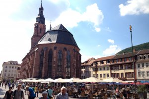 Photo taken at Marktplatz 10, 69117 Heidelberg, Germany with Apple iPhone 4S