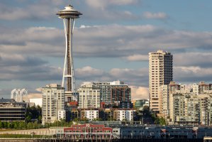 Photo taken at 2411 Alaskan Way, Seattle, WA 98121, USA with Canon EOS 6D