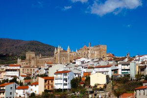 Photo taken at Avenida Eusebio González, 3, 10140 Guadalupe, Cáceres, Spain with SONY NEX-6