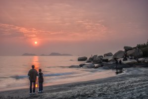 Photo taken at Lung Kwu Tan Road, Tuen Mun, Hong Kong with NIKON D80