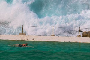 Photo taken at 124 Campbell Parade, Bondi Beach NSW 2026, Australia with NIKON D300