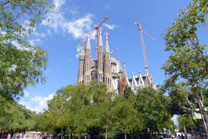 Plaça de la Sagrada Família, 21, 08013 Barcelona, Spain